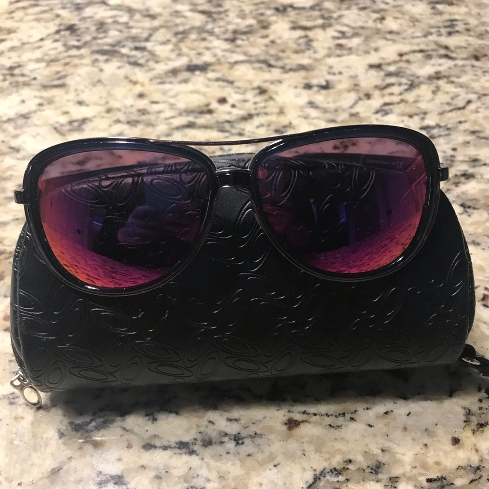 OAKLEY WOMENS SUNGLASSES
